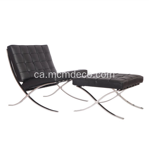 Cadira de cuir negre de cuir Barcelona amb otomà